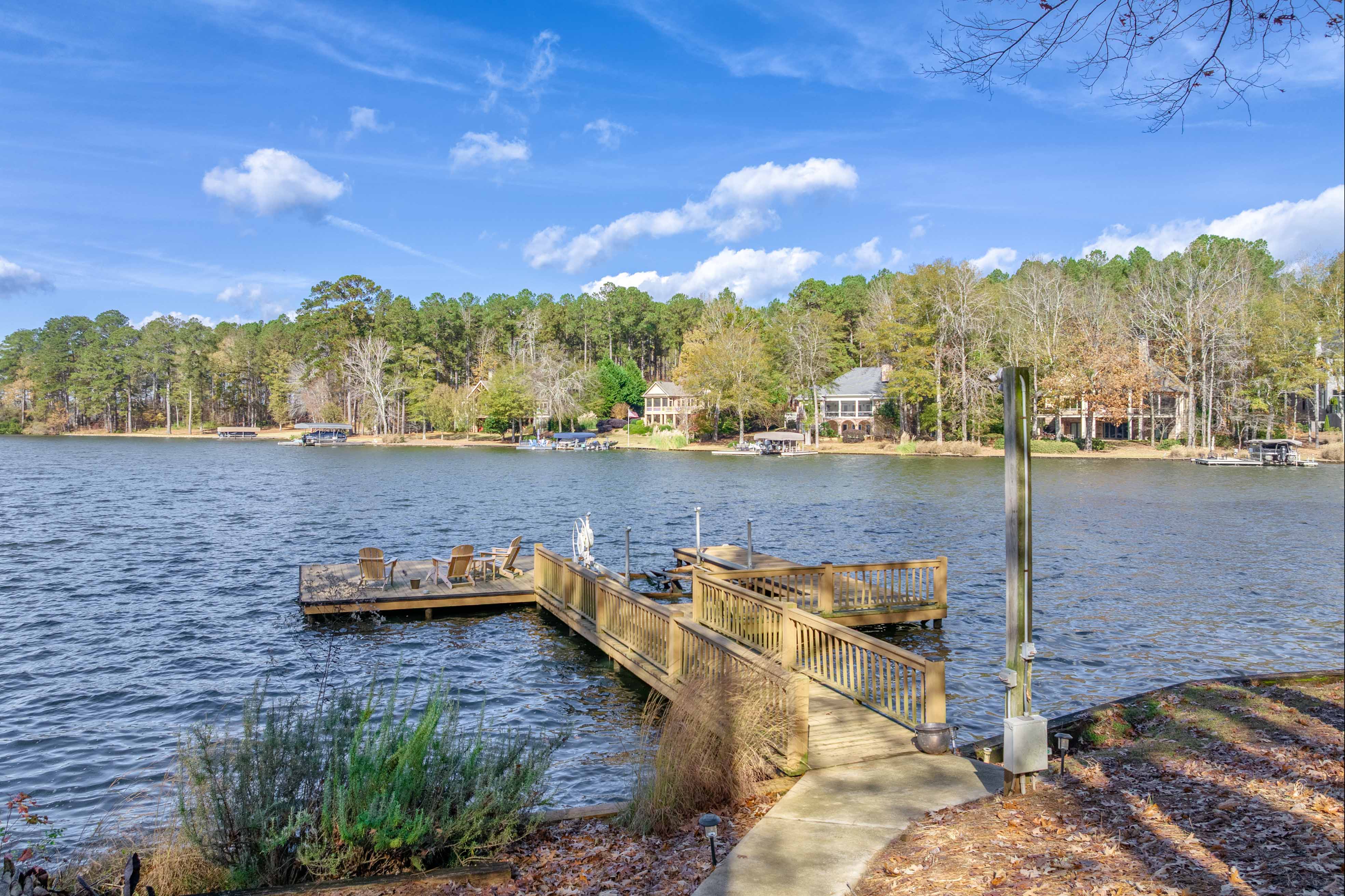 1571 Snug Harbor Drive image 42